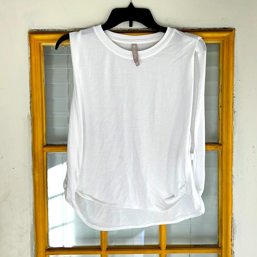 Athleta top